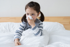 小孩反复咳嗽的原因 小孩反复咳嗽食疗法